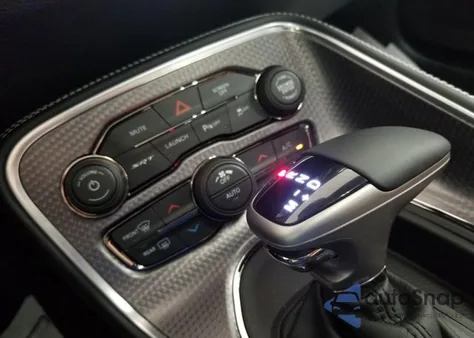 2019 Dodge Challenger Srt Hellcat Redeye z USA, uszkodzony, nr VIN 2C3CDZL91KH615885